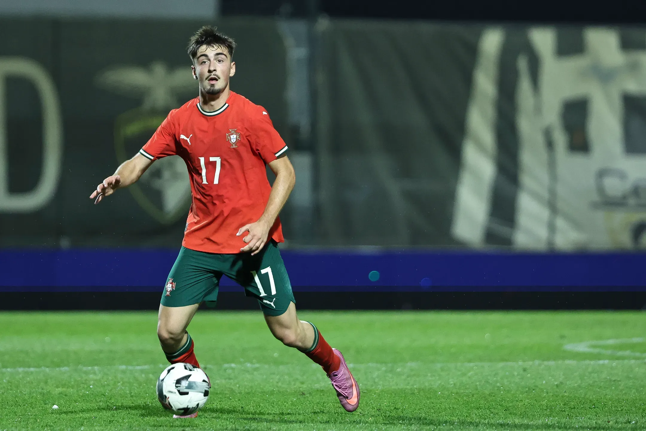 Jogador do FC Porto é baixa confirmada 